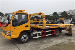 昌乐哪里有拖车服务